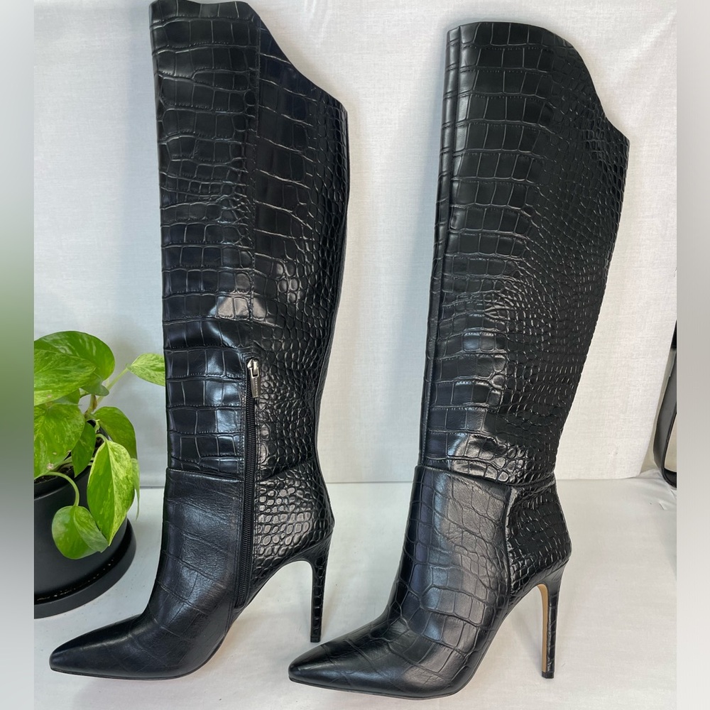 Vince Camuto Fenindy Over-the-Knee Boot Stiletto Heel Black Leather 8.5 M, H 826